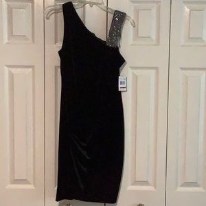 Betsy & Adam black velvet dress SZ4 NWT